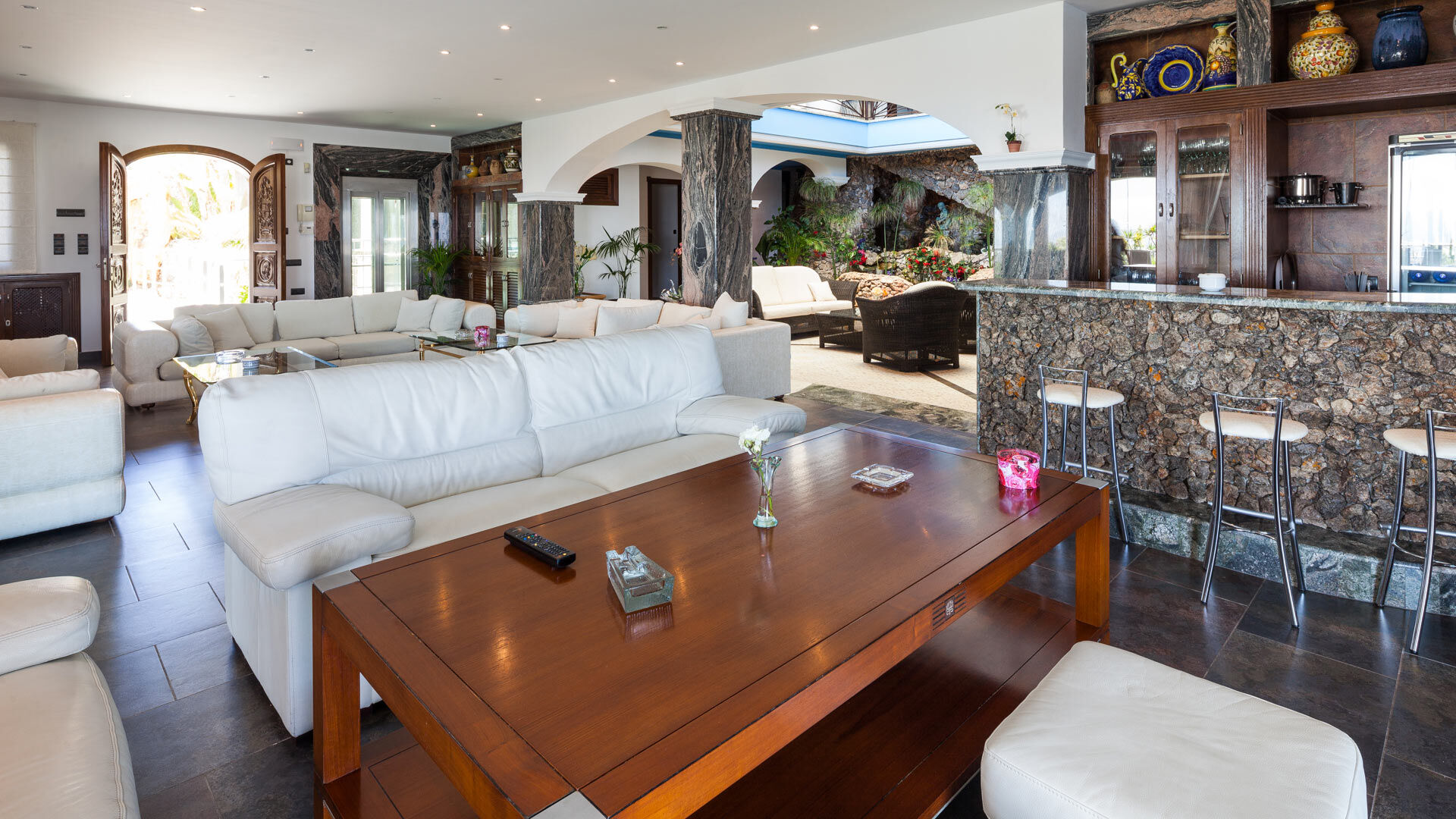Smaller living area and bar at Villa Fountain Ibiza