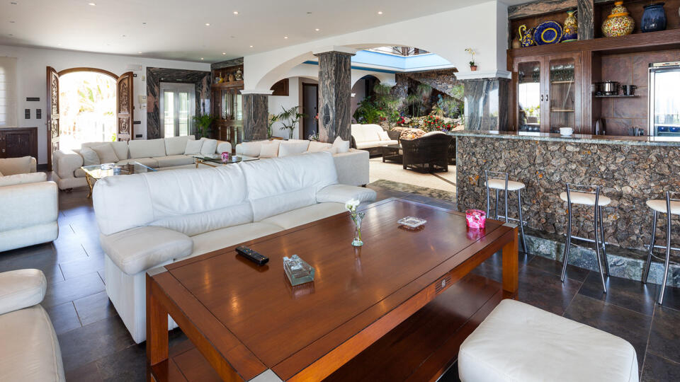 Smaller living area and bar at Villa Fountain Ibiza
