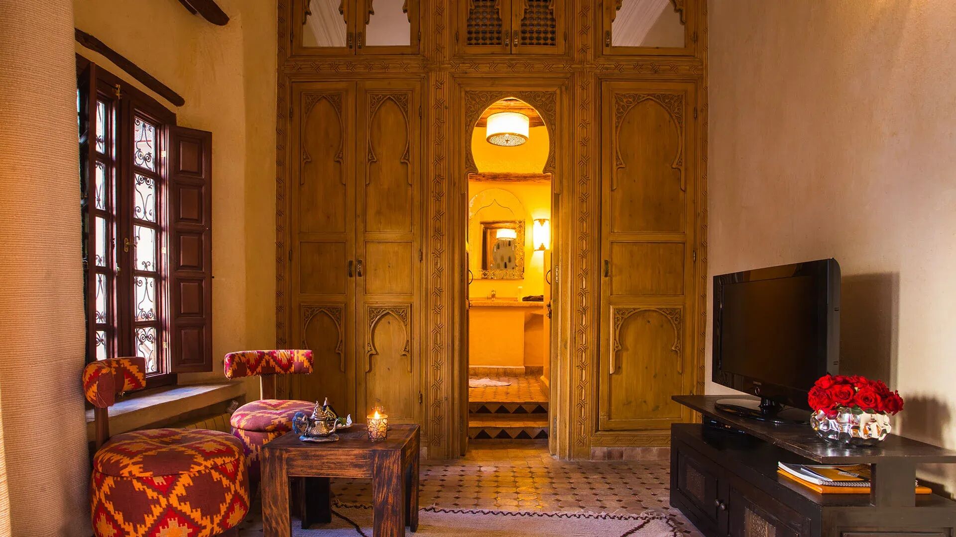 Riad Hizad Gallary Image 3