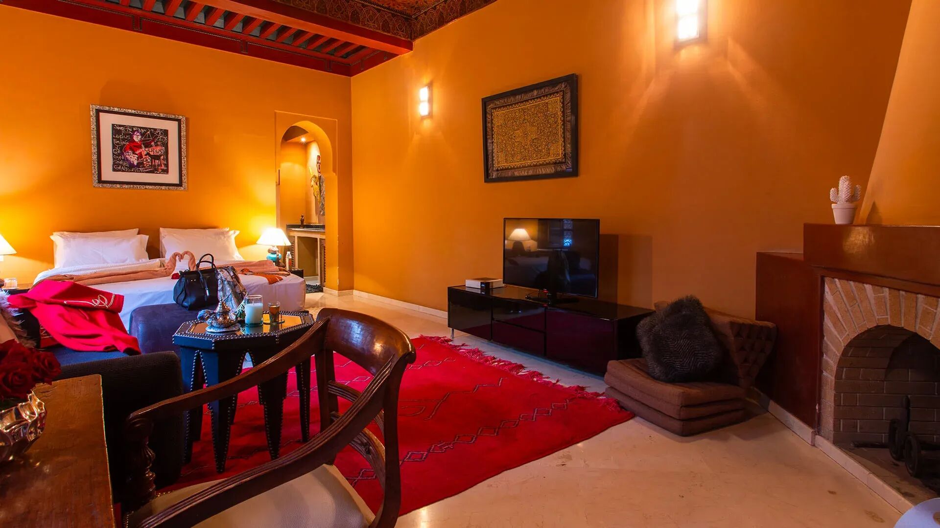 Riad Hizad Gallary Image 1