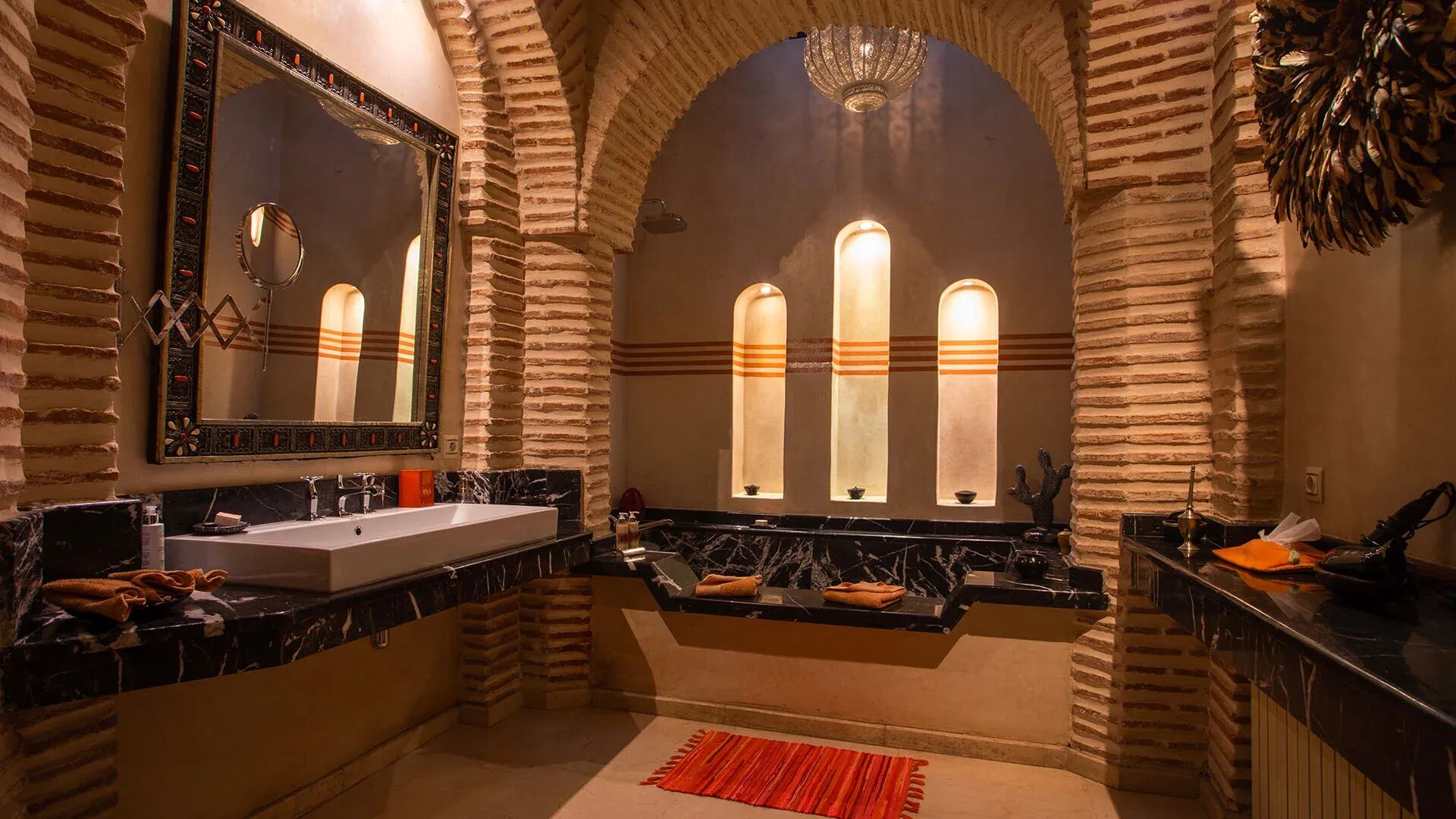Riad Hizad Gallary Image 5