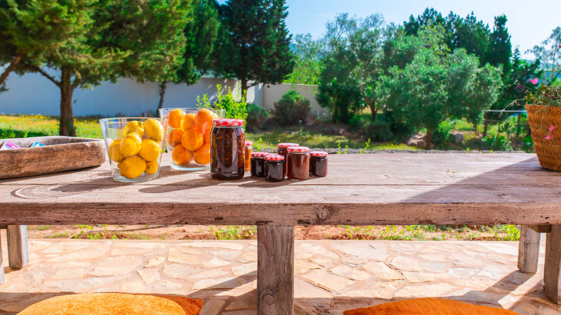 Dining table in Ses Boques - luxury villa rental in Ibiza