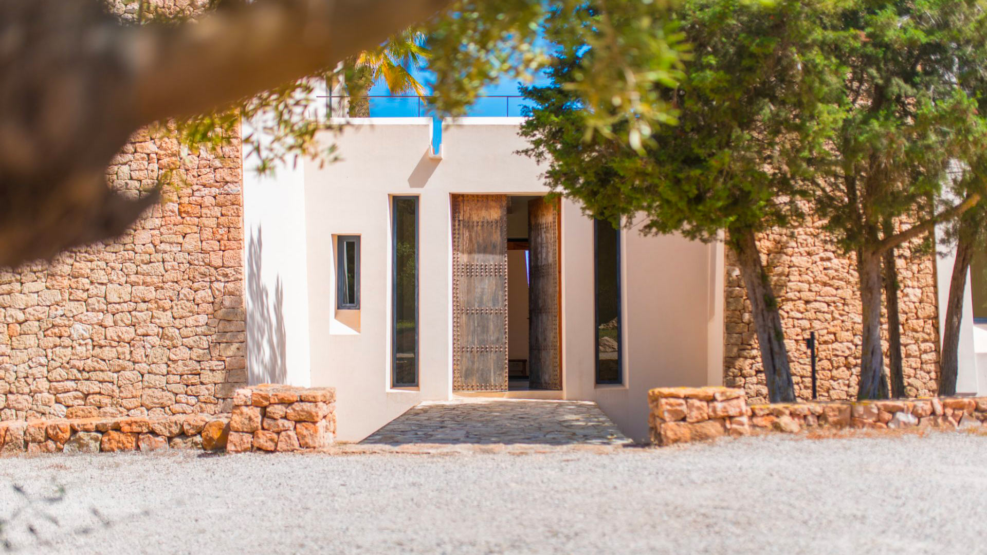 Entryway of of Ses Boques - a holiday home rental in Ibiza