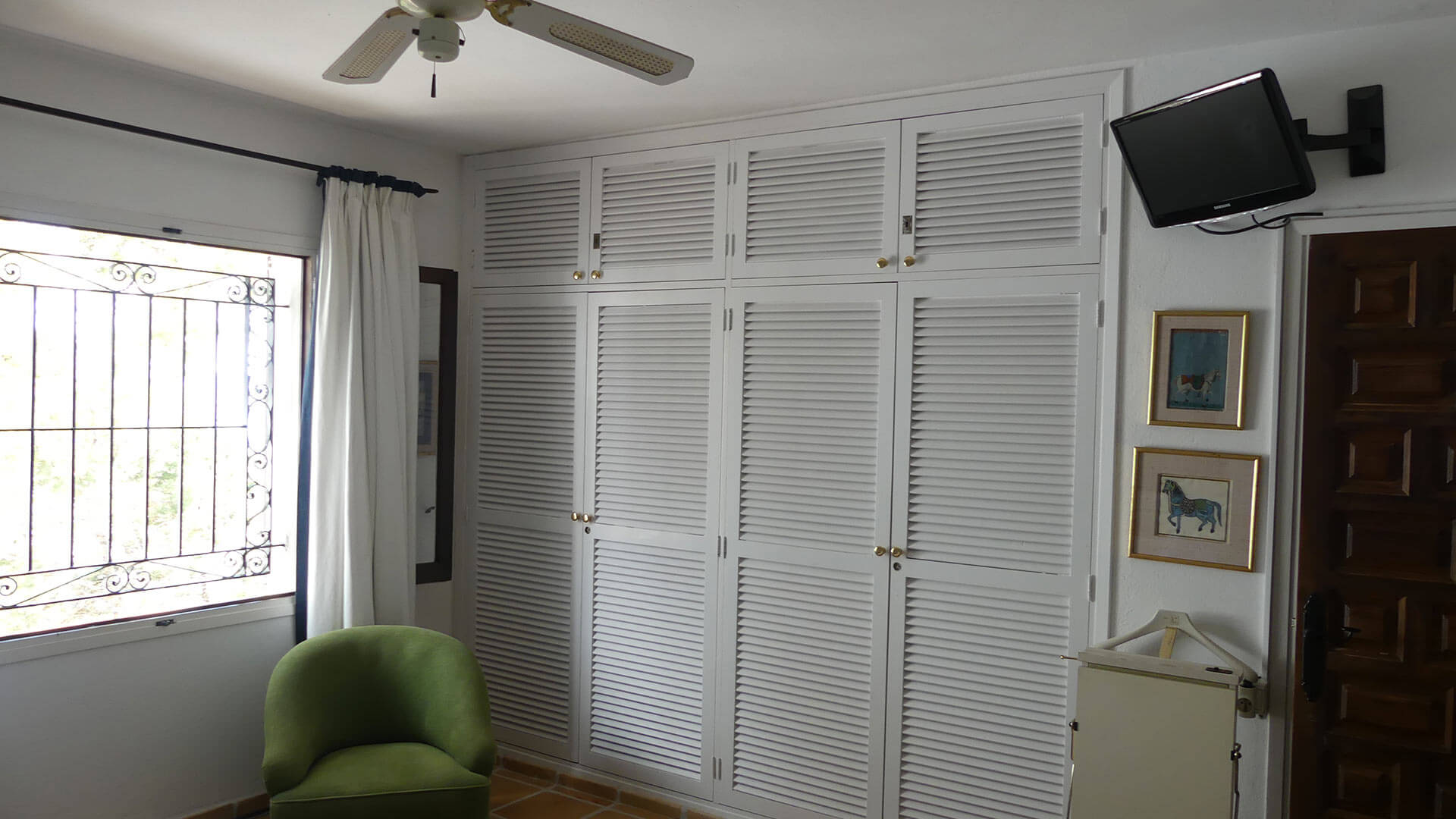 Wardrobes and storage at Villa Trillo in Ibiza for those to enjoy during their stay