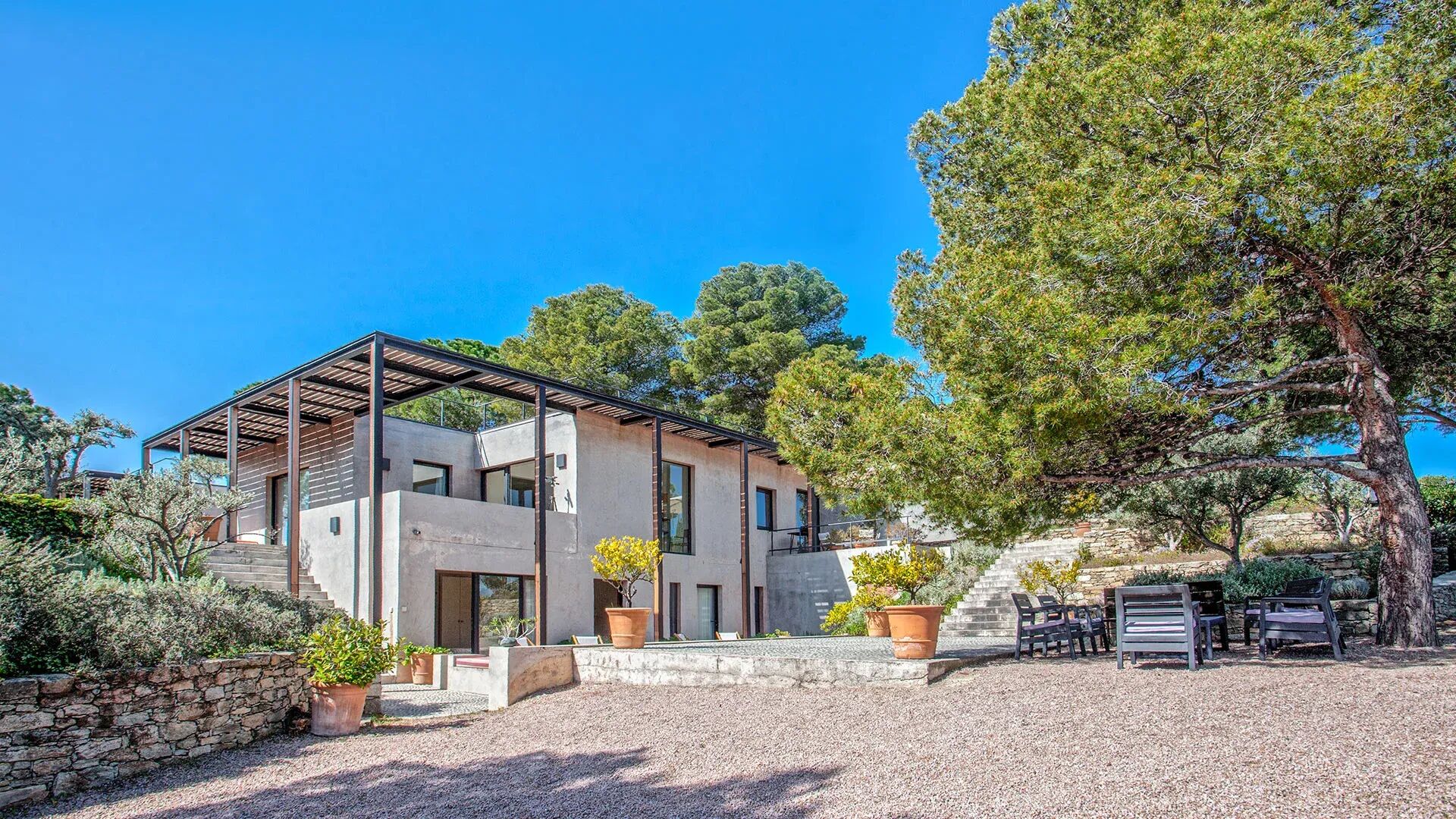 villa-aldila-image-2