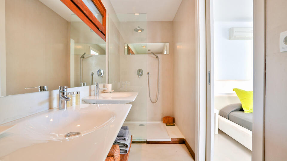 Villa Colombes Gallery Image 2