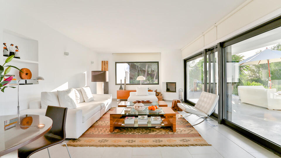 Villa Colombes Gallery Image 1