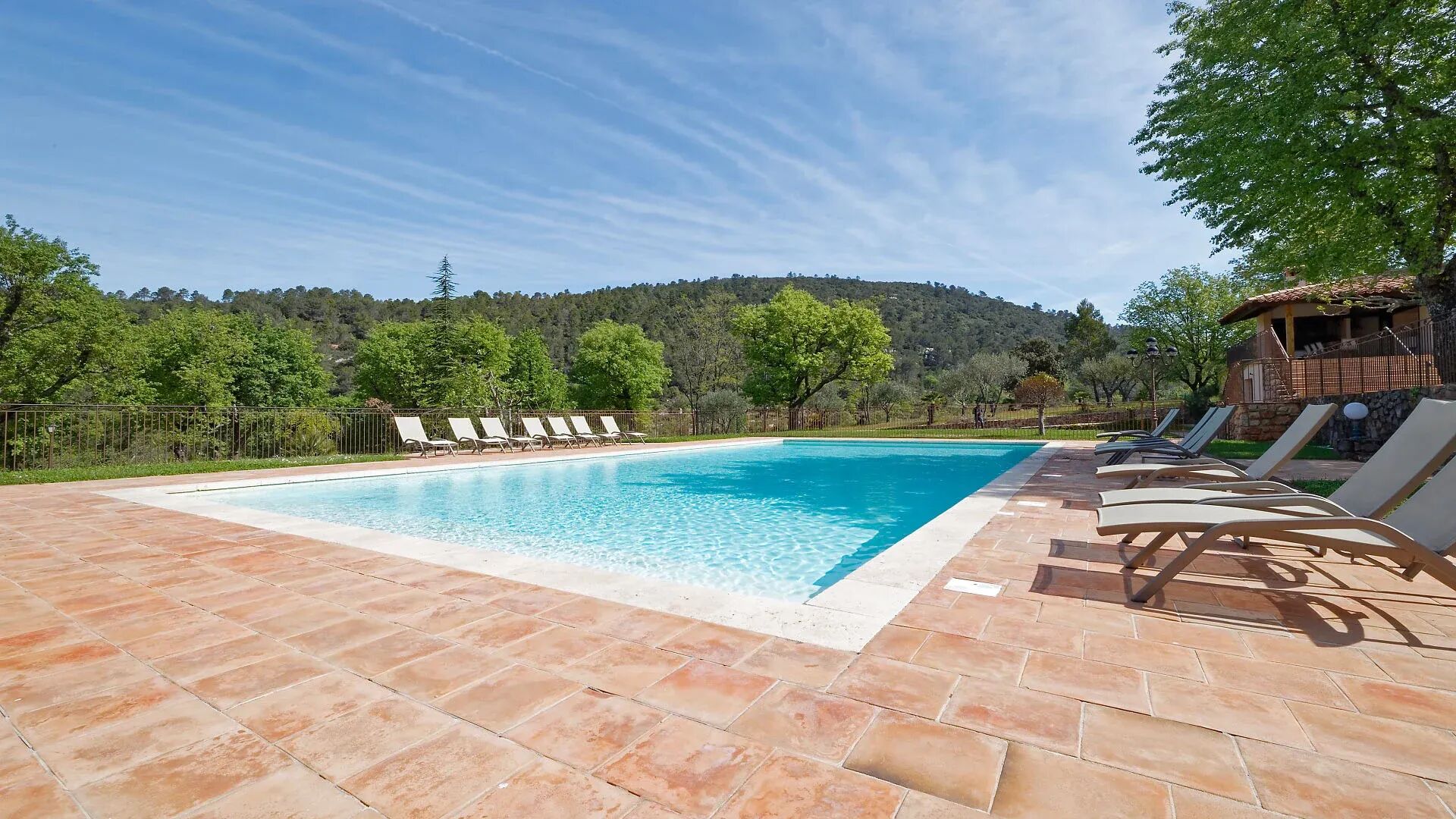 villa-enago-image-3