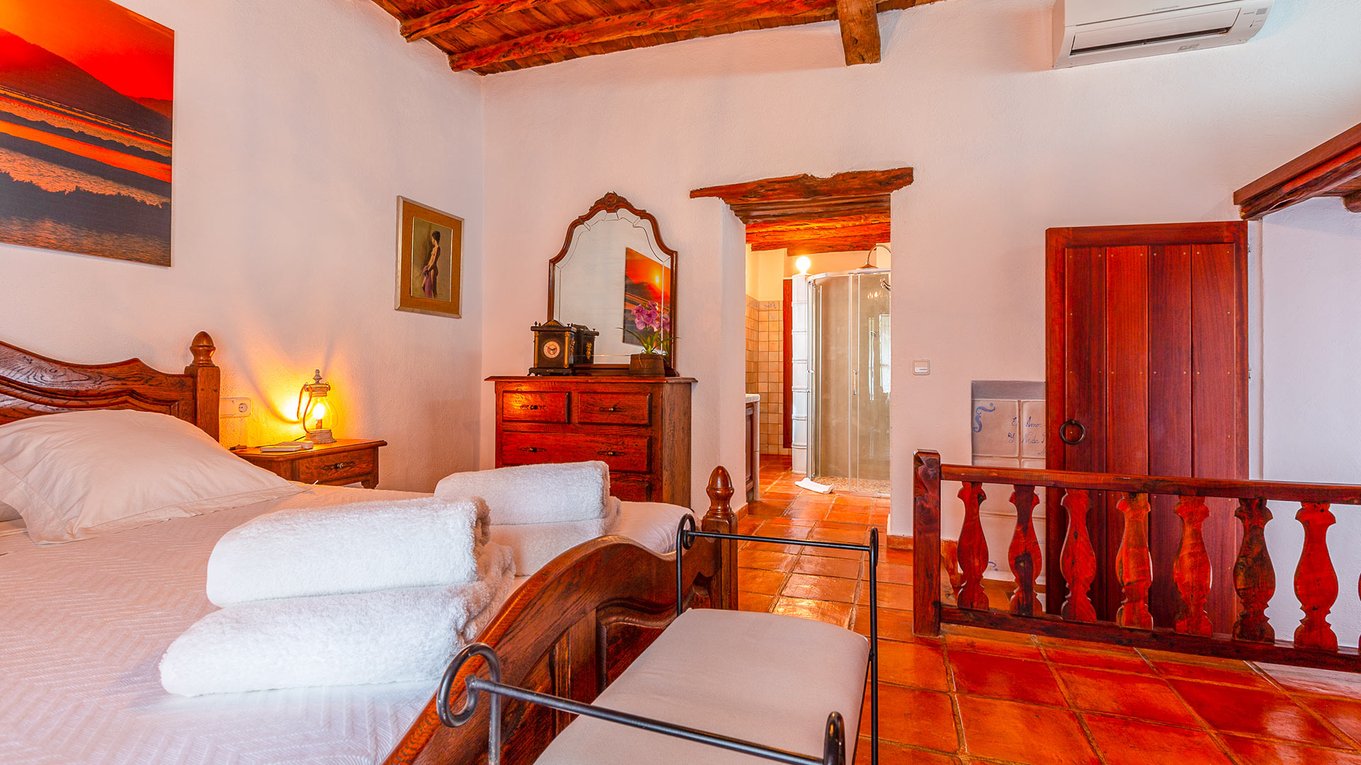 Classic Ibizan architecture in one of the bedrooms in Villa Guerxo