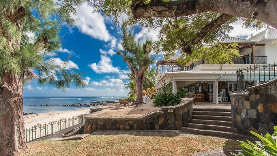 Villa Turquoise Gallery Image 1