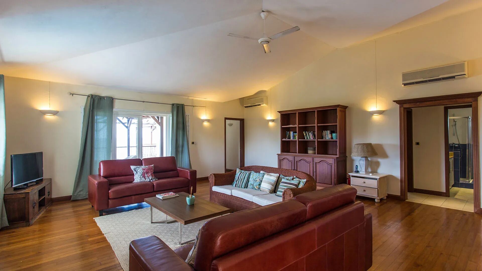 Villa Turquoise Gallary Image 4