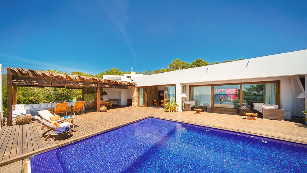 Poolside photos from luxury vacation rental Voramar