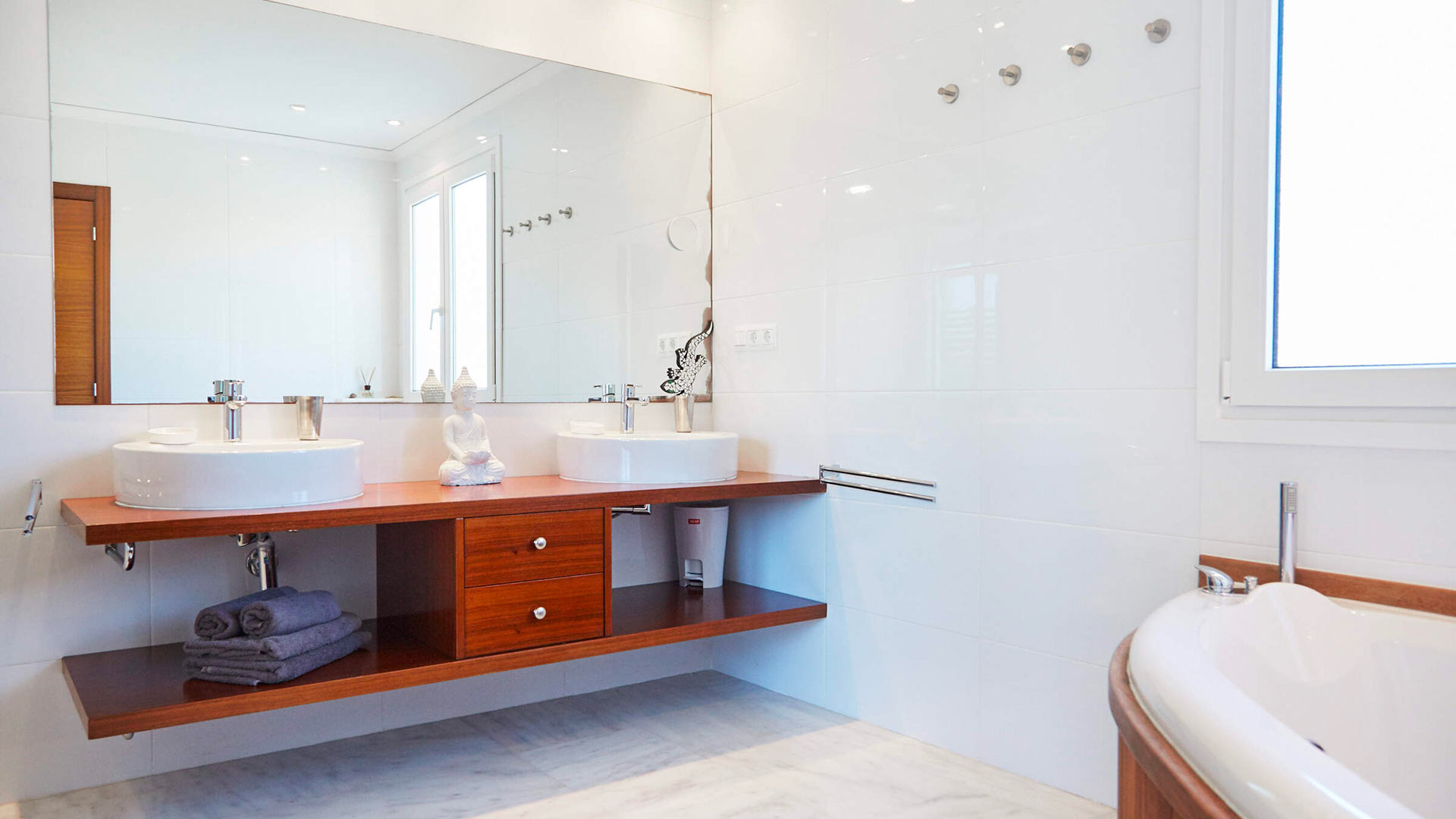 One of the bathrooms at Villa White Beach in Ibiza