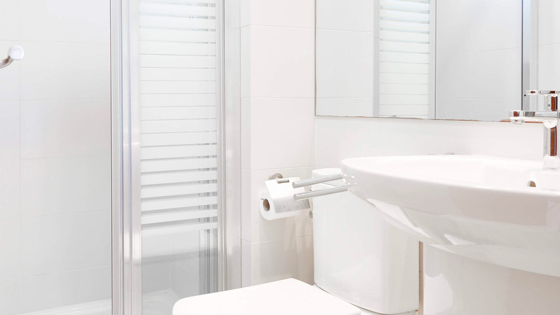 One of the bright bathrooms at Villa White Beach in Ibiza