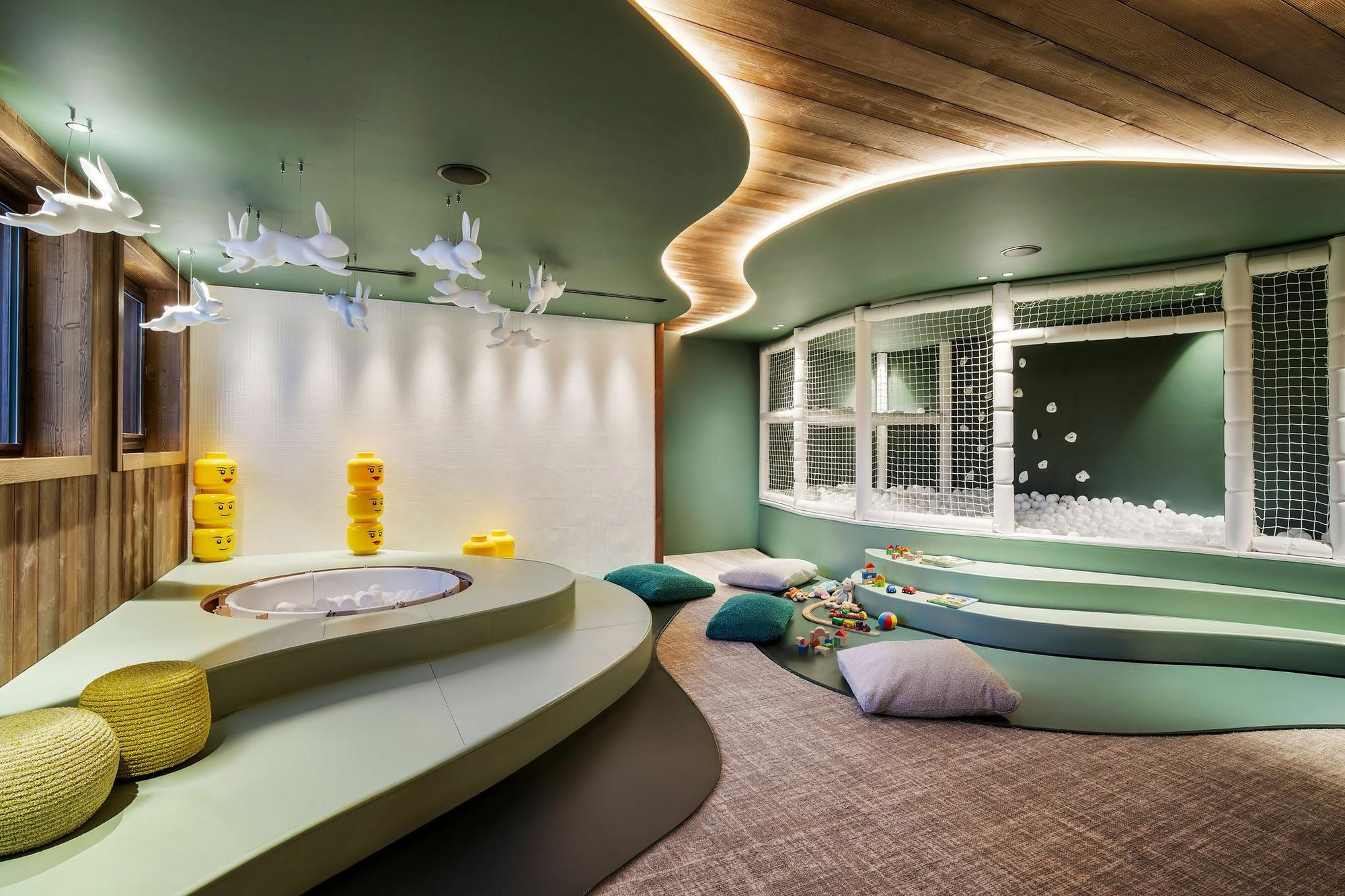 Apartment Atmosphere Penthouse Gallary Image 5