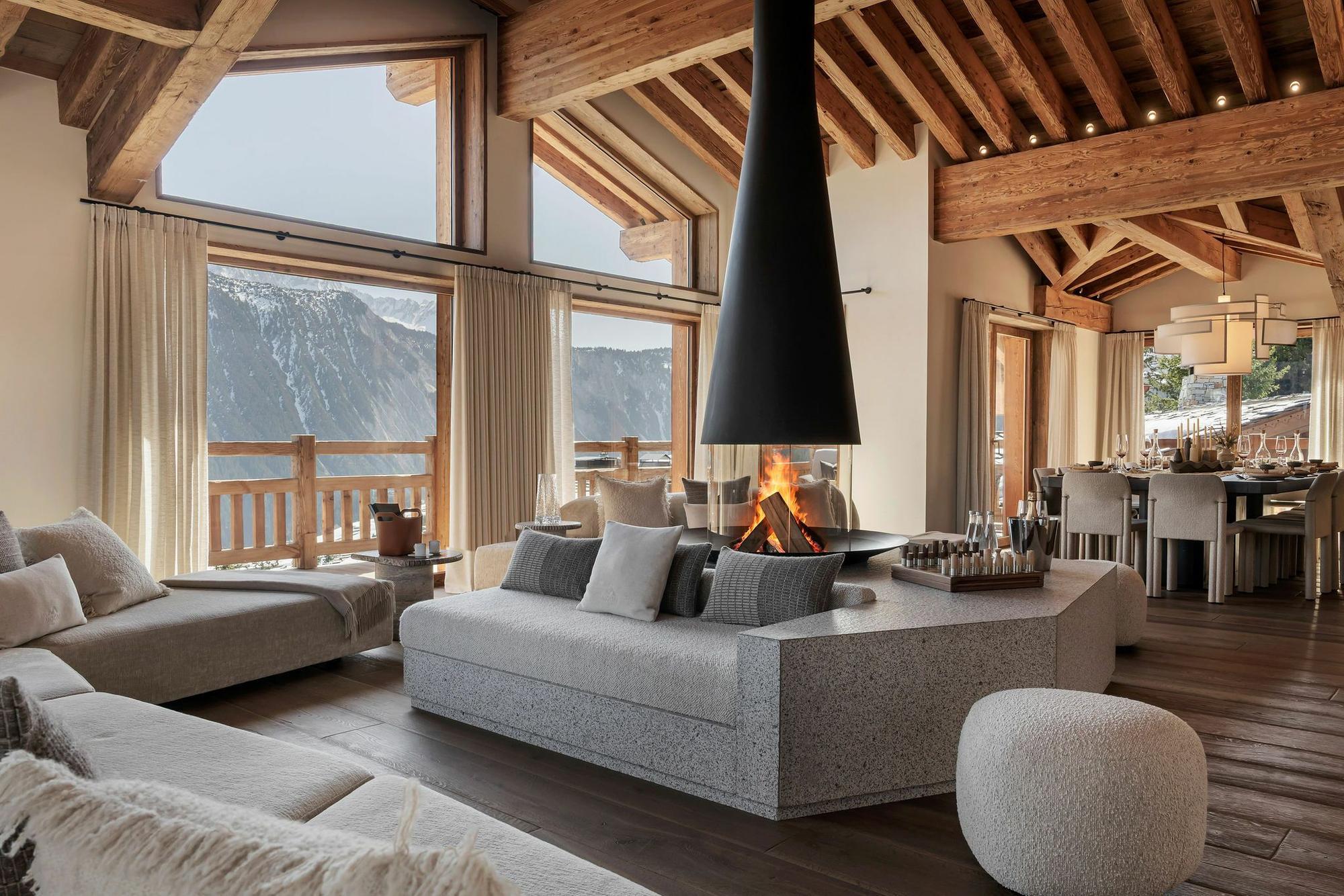 chalet-moon-1850-image-3