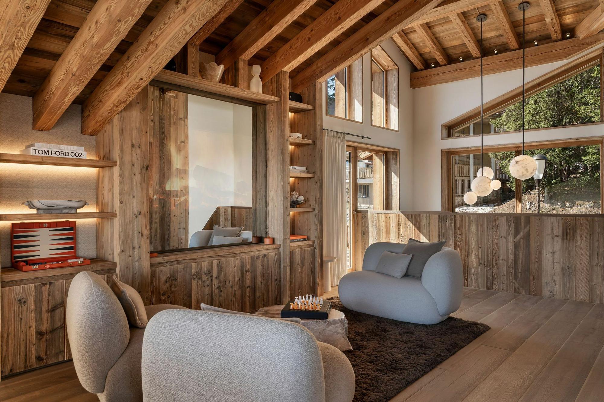 Chalet Moon 1850 Gallary Image 2