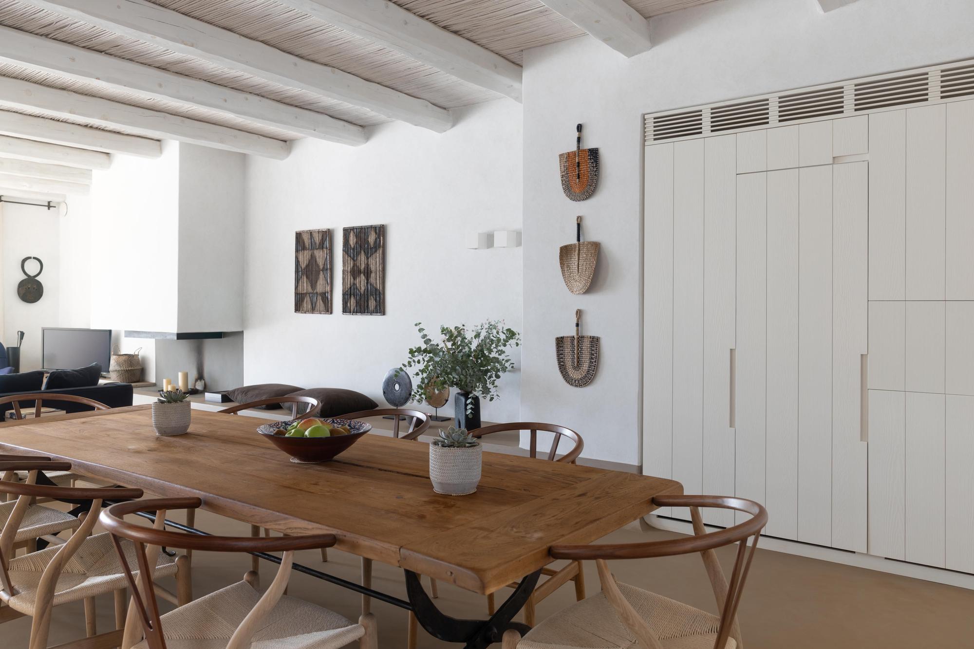 Villa White Goat Gallary Image 2
