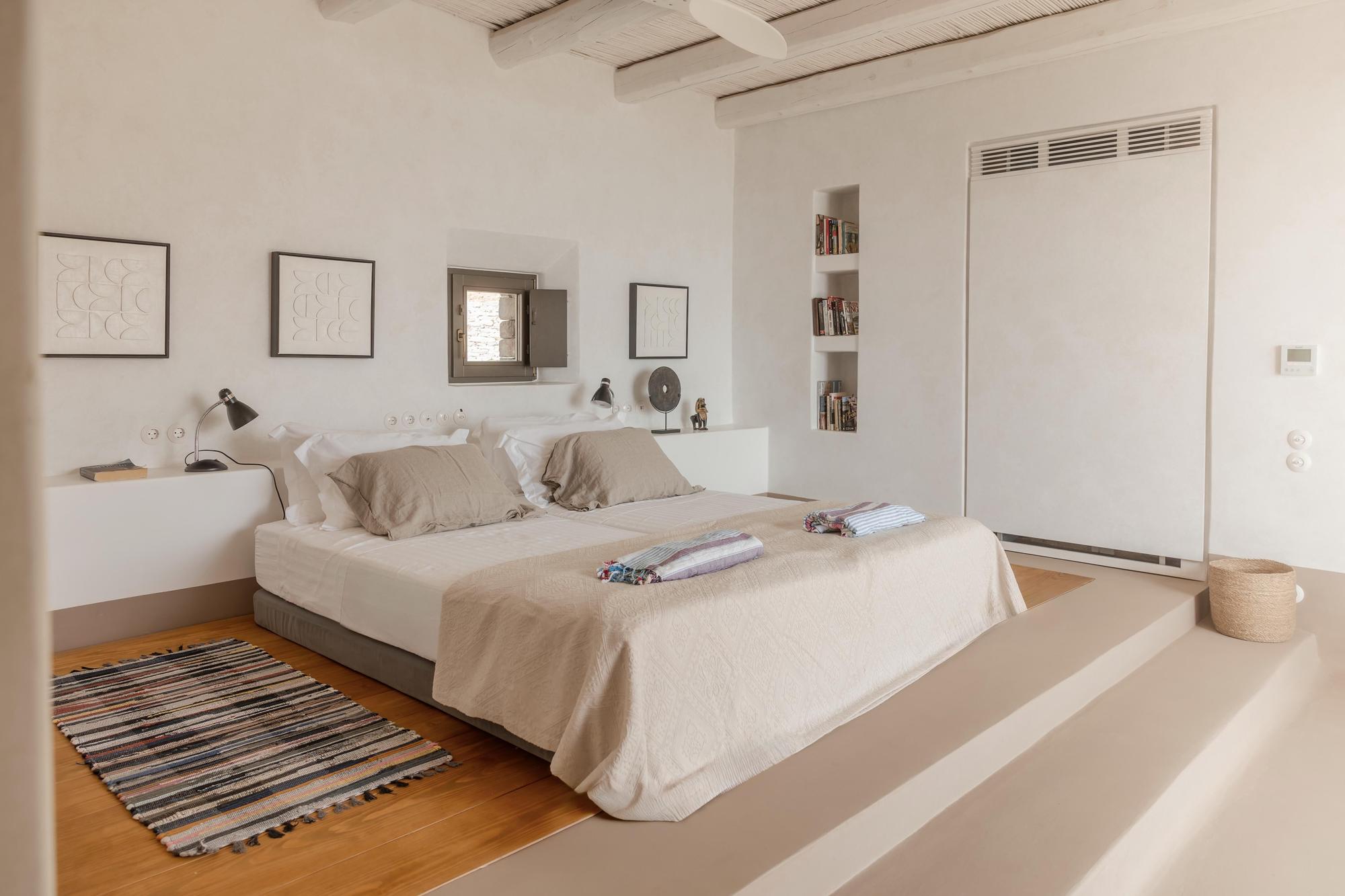Villa White Goat Gallary Image 5