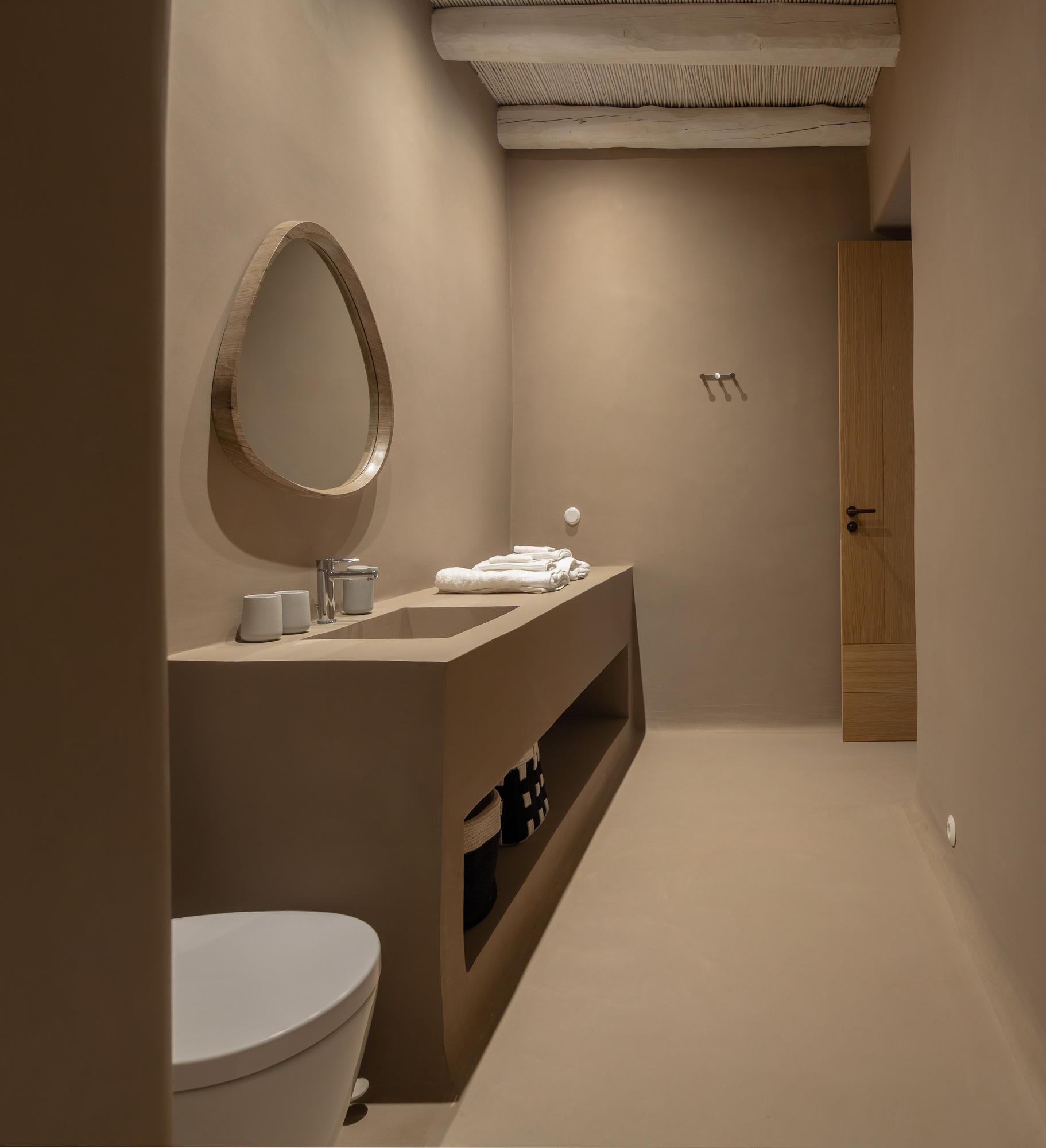 Villa White Goat Gallary Image 4