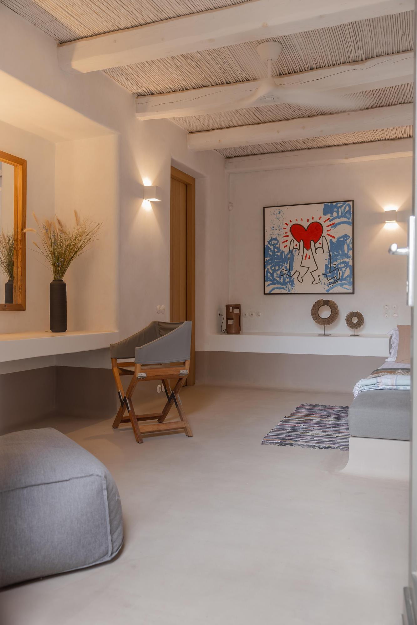 Villa White Goat Gallary Image 4