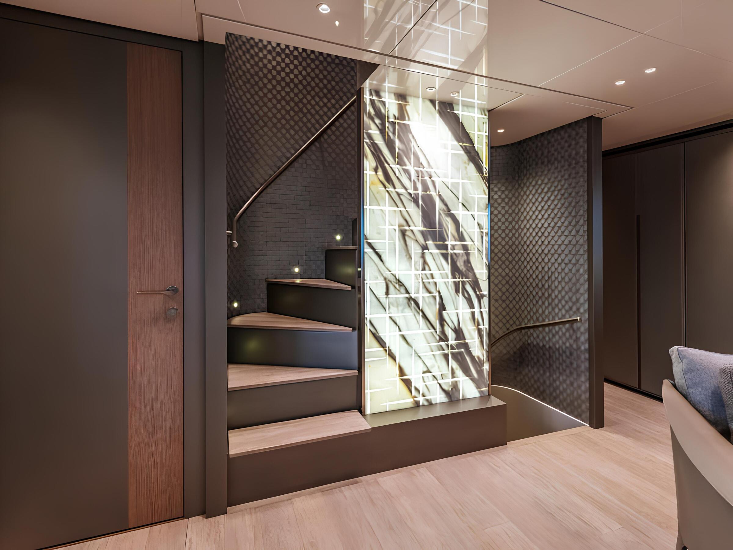 Adela Gallery Image 6