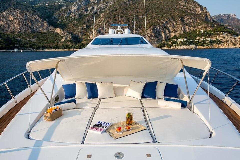 7 Knots Gallery Image 3