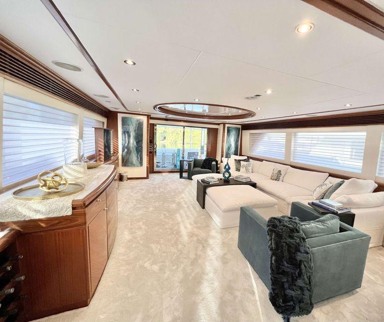 Beachfront Gallery Image 5