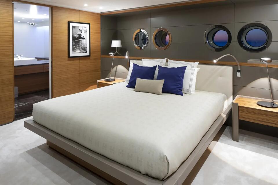 Bold Gallery Image 3
