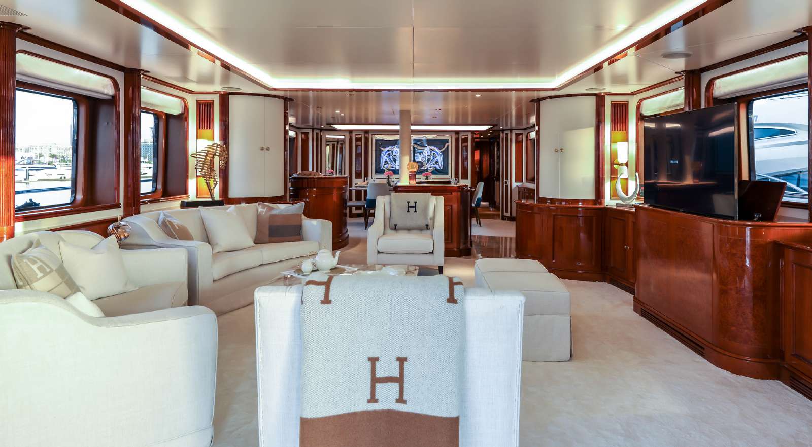 DXB Gallery Image 1