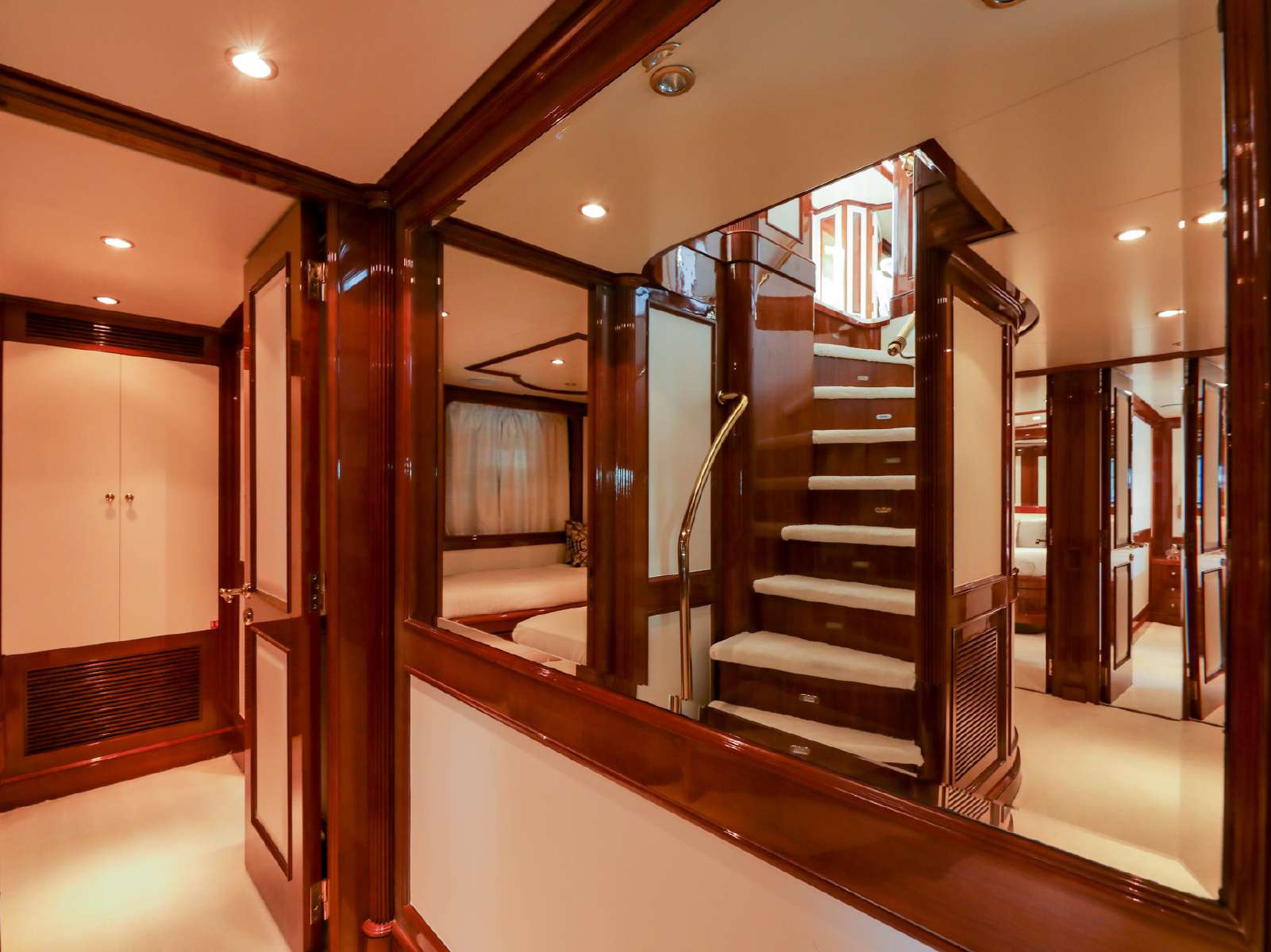 DXB Gallery Image 4