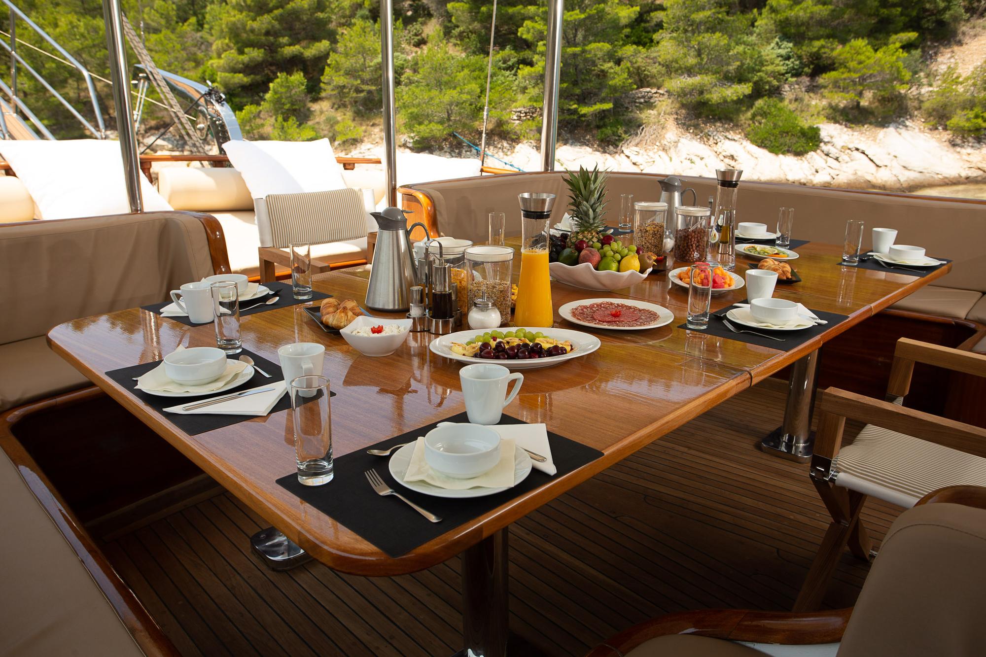 Dolce Vita Gallery Image 6