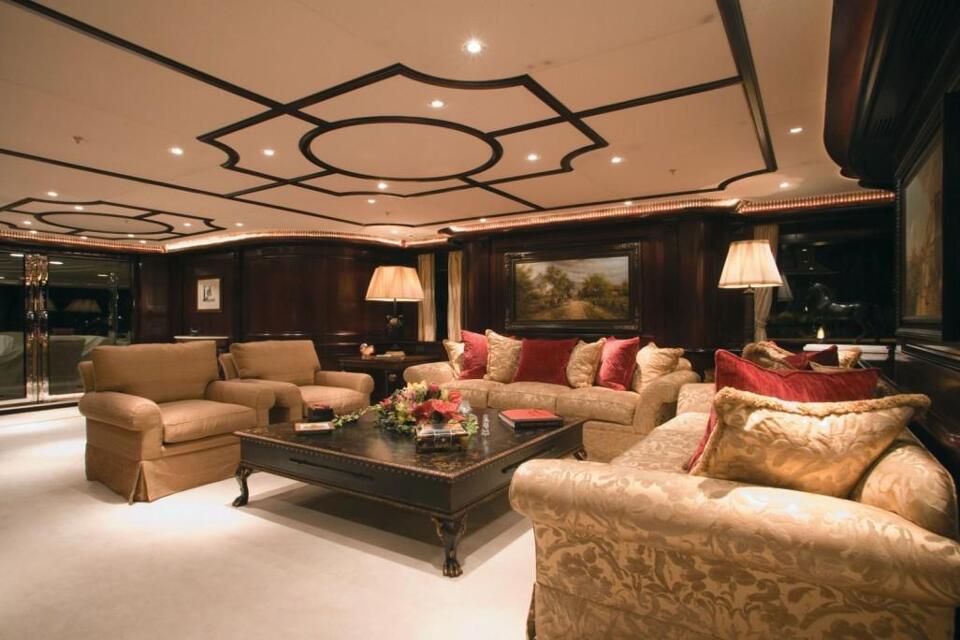 Eleni Gallery Image 2