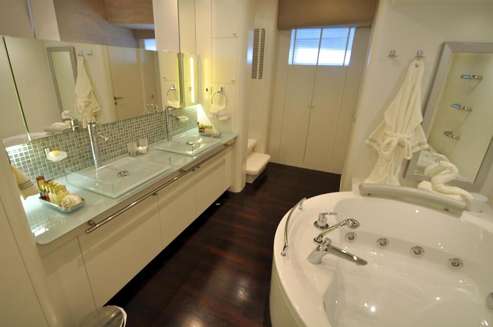 Gems Gallery Image 5