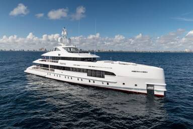 Starboard view of motor yacht Home on charter with Bluemoon