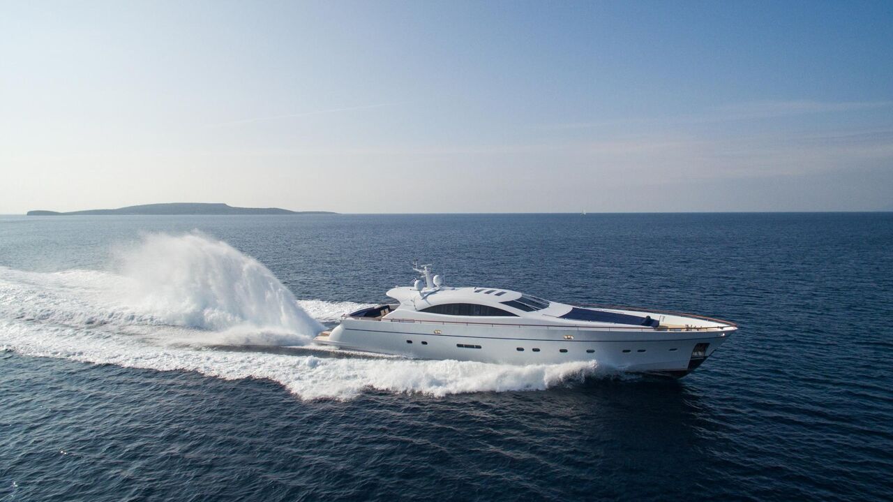 Starboard of motor yacht Kambos Blue in Mykonos