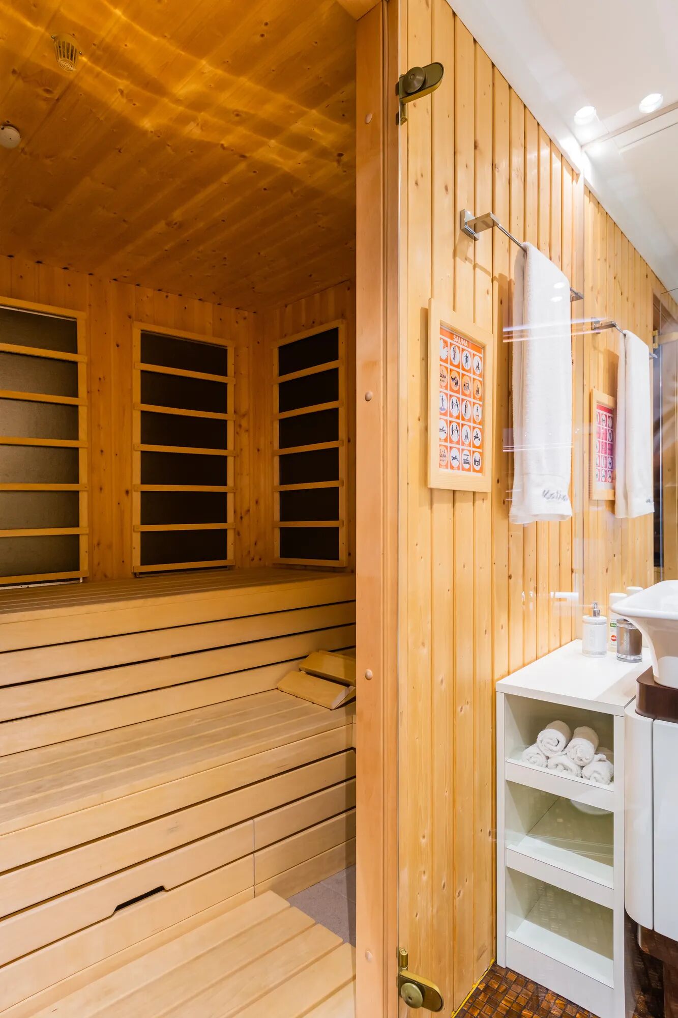 Katina Gallery Image 5