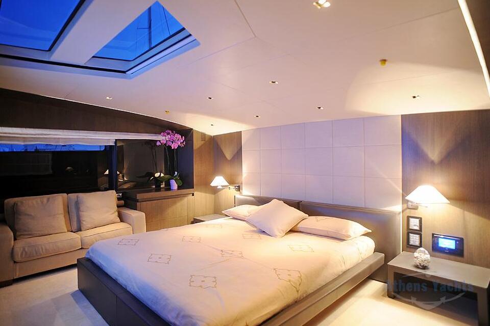 Mado Gallery Image 5