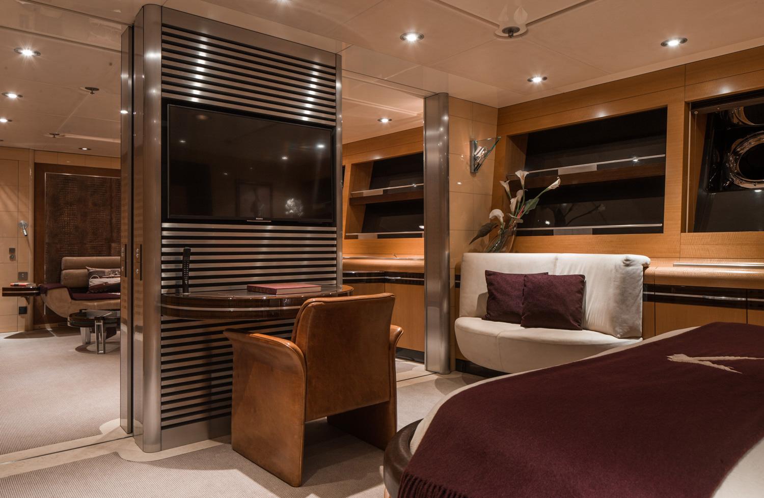 Maltese Falcon Gallery Image 6