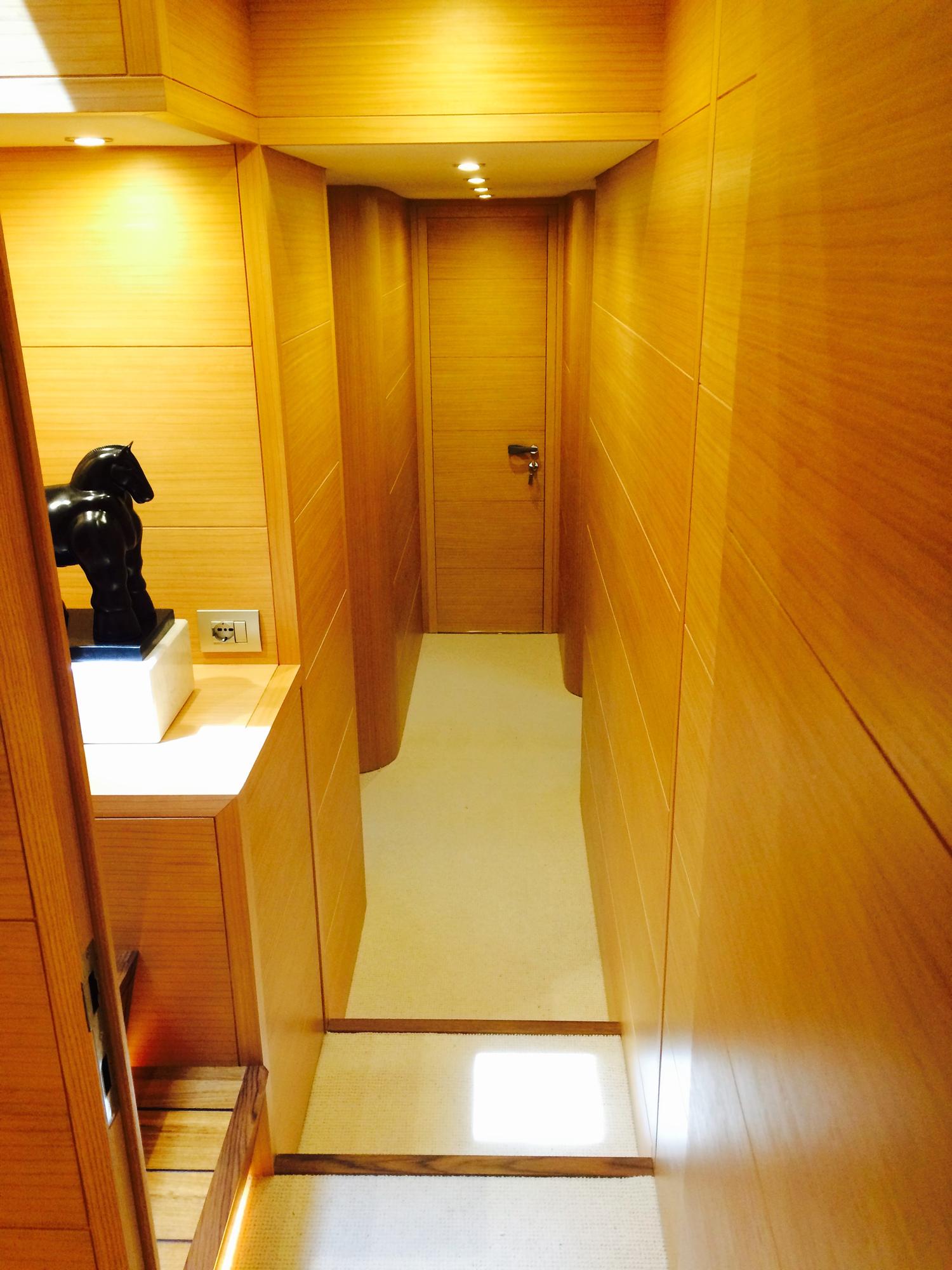 Miredo Gallery Image 1