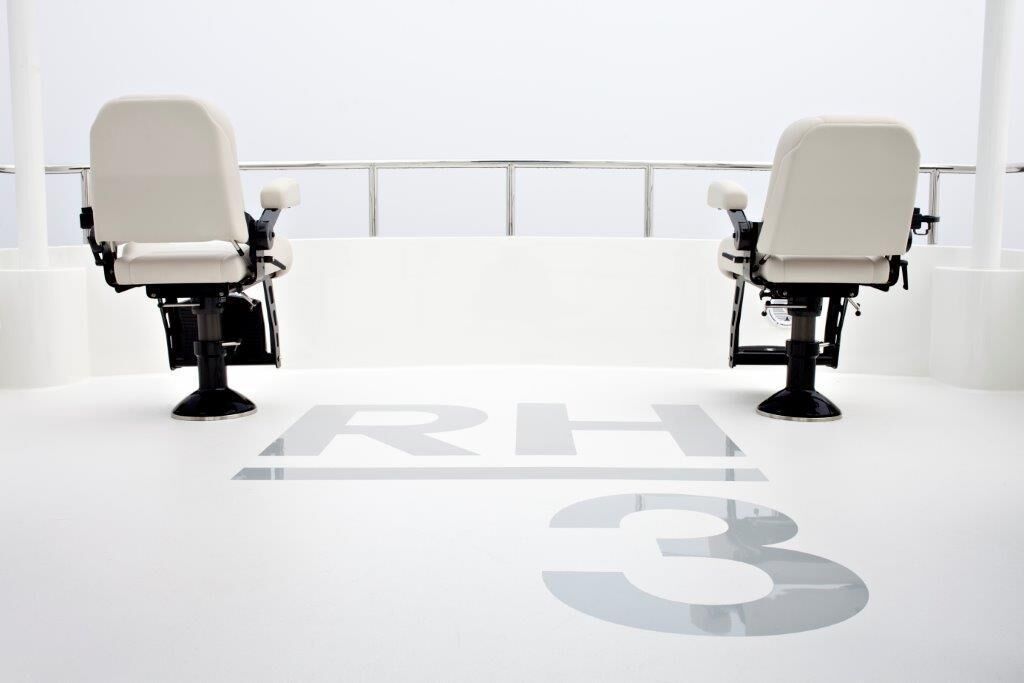 RH Three Gallery Image 5