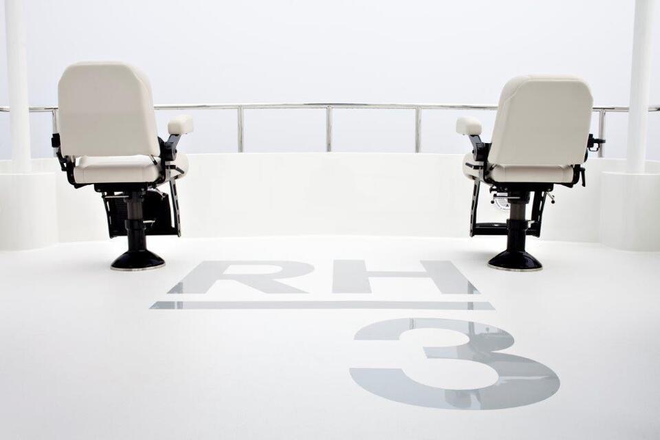 RH Three Gallery Image 5