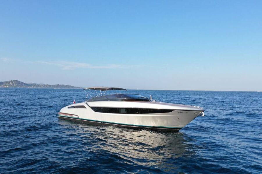 Starboard view of Riva Dolceriva 48 peacefully floating at anchorage