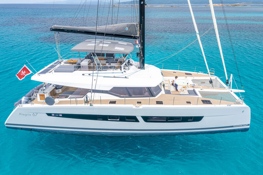 Starboard of Semper Fidelis charter yacht at anchor