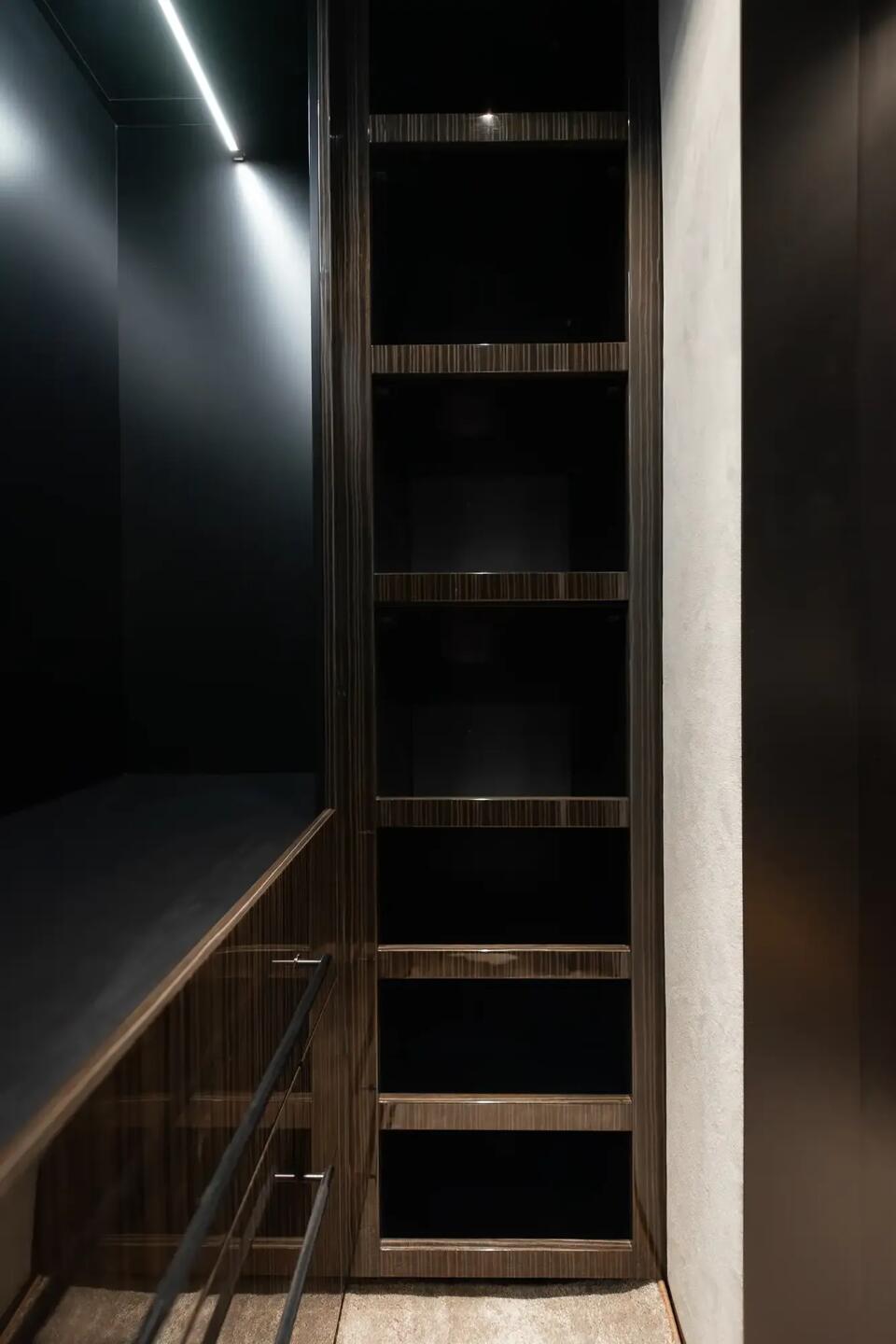 Ylime Gallery Image 3