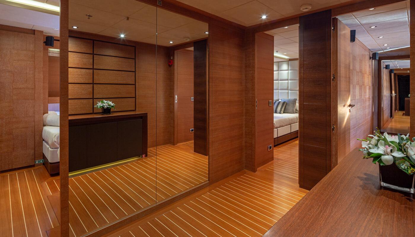 Zaliv III Gallery Image 3