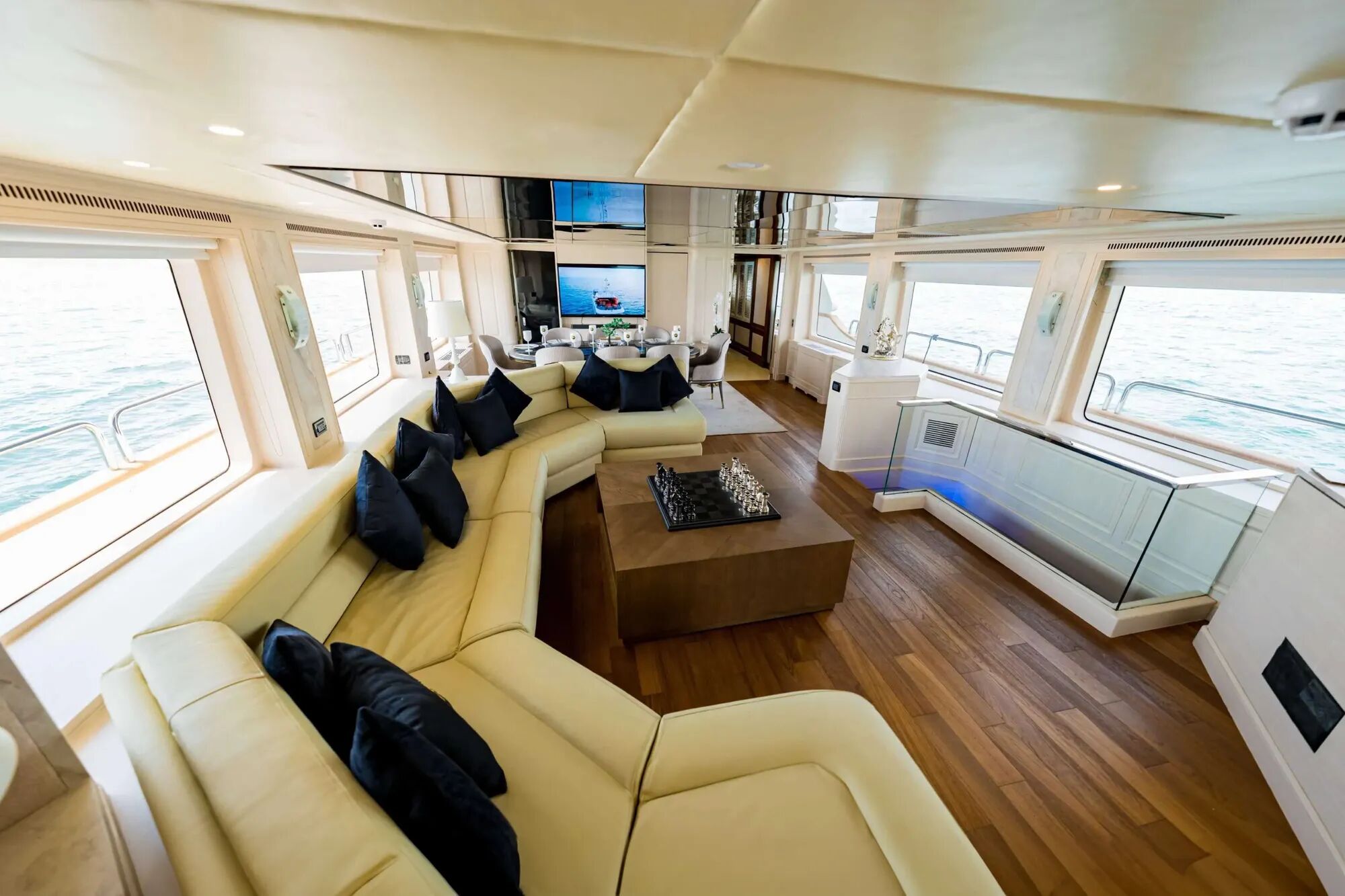 Benetti 115 Gallery Image 3