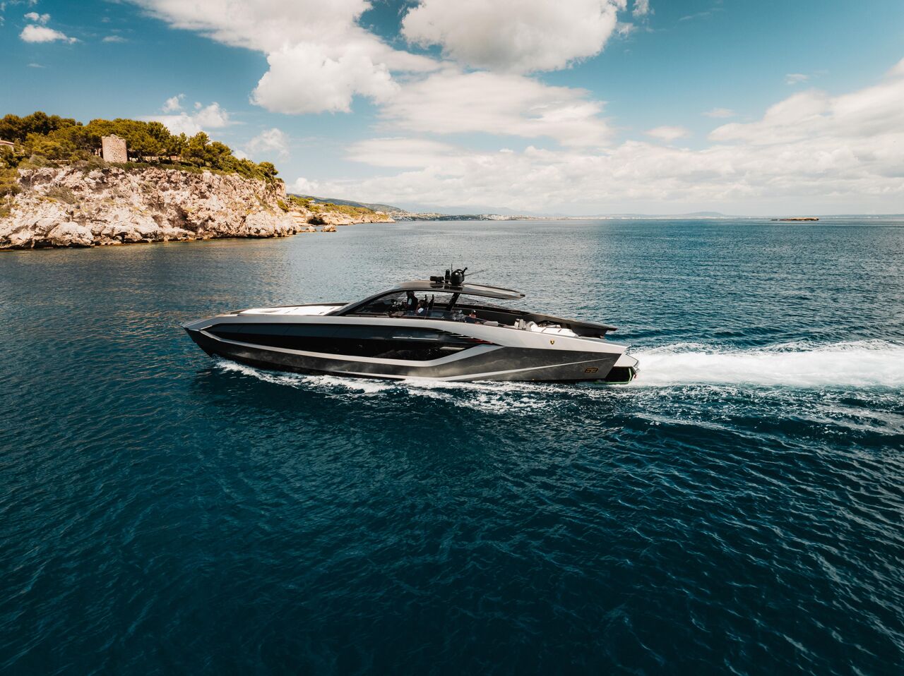 Luxury charter yacht Ecliffslite in the deep blue waters surrounded by 