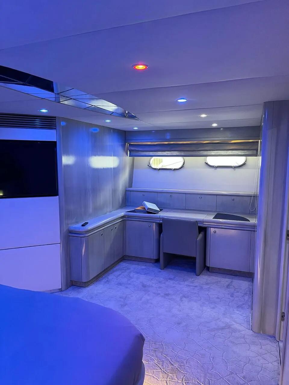UD30 Gallery Image 1